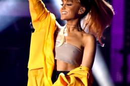 Ariana Grande Pokies During The IHeart Radio Festival