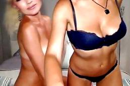 Curvy Lesbo Pussy Eaten In Front Of The Webcam