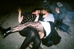 Drunk, passed out girls (32 pics)