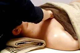 Japanese Aroma Oil Massage 5