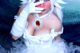 You Caught Boosette Getting Dressed! How Do You React? ?